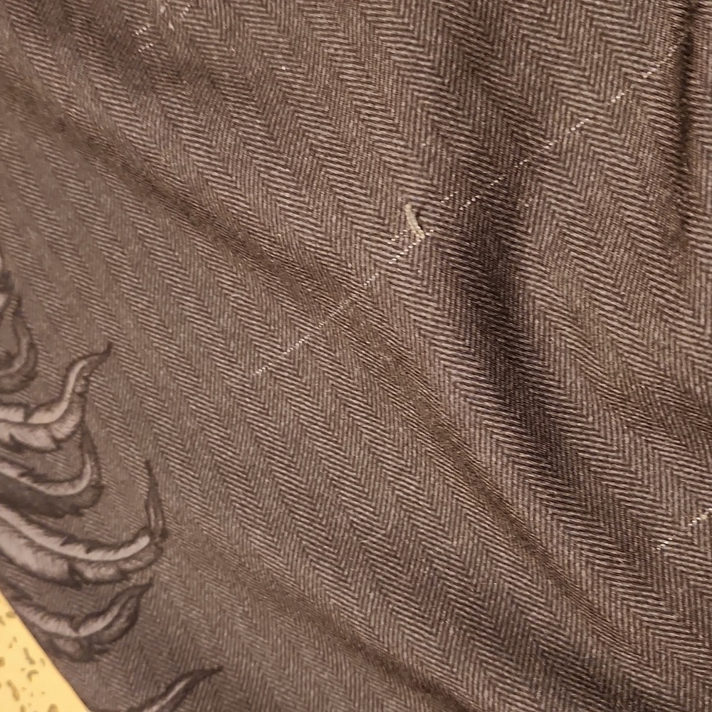 Affliction Embroidered Spell Out Logo Full Graphic Shorts Grey And Black - Picture 10 of 16
